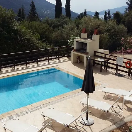 Villas Ormofia & Ourania Agia Efimia